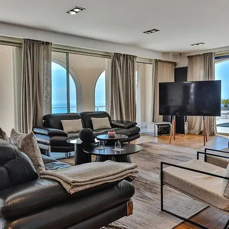 Luxury Private Located In Saint Laurent Deze *