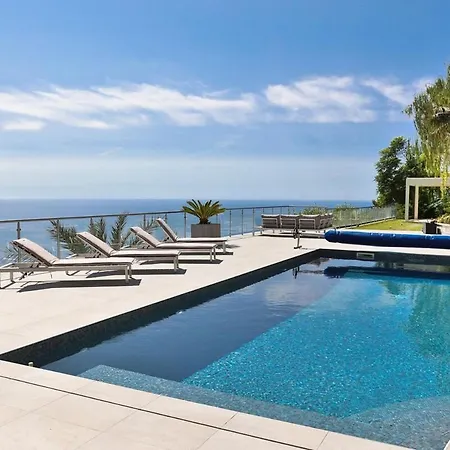 Luxury Private Located In Saint Laurent Deze Эз