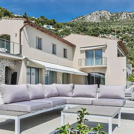 Вилла Luxury Private Located In Saint Laurent Deze